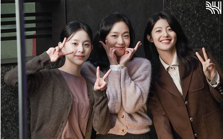 亞洲發燒星/金高銀談《小女子》頑固妹妹「想揍人」 和南志鉉、朴持厚共同點:酒量都很好