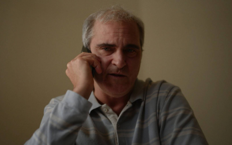 「小丑」影帝變肥老禿沒人認得出　擁抱好友被當陌生人