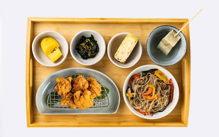 韓食控注意！平日消費贈「迷你冰淇淋哆波吉」、拍照打卡加碼送「金瑪莉冬粉捲」