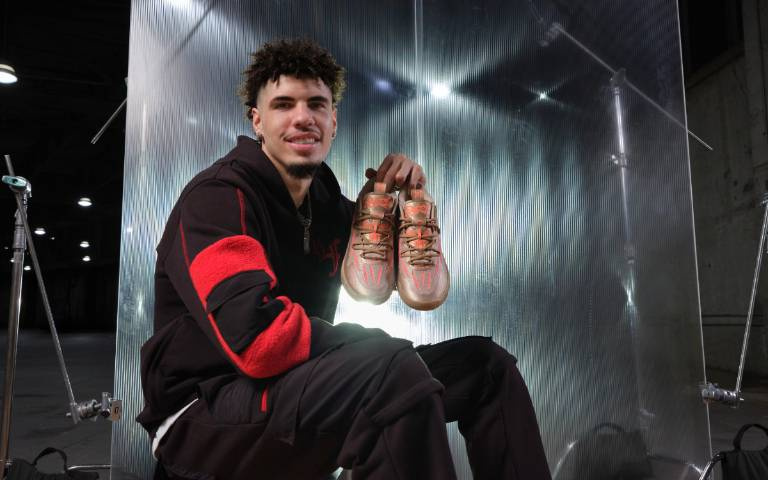NBA球星 LaMelo Ball送上農曆春節限定大禮！聯名PUMA推簽名籃球鞋，球迷必收！