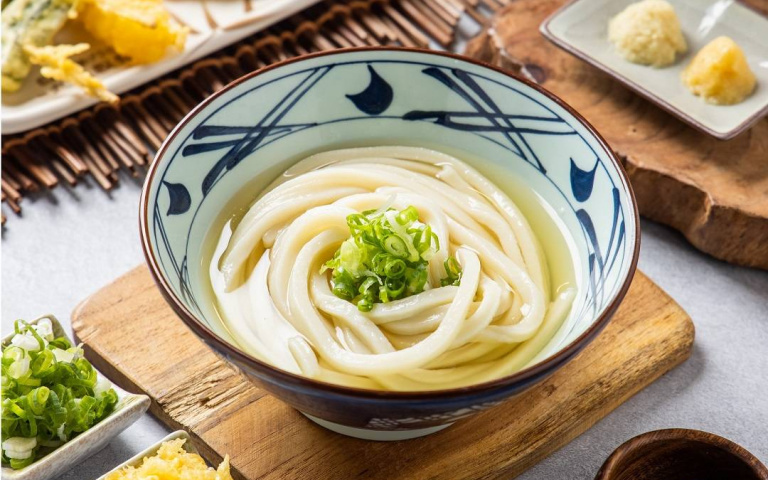 補班日限定！丸亀製麵湯烏龍麵只要10元，還可換購馬來貘聯名周邊！