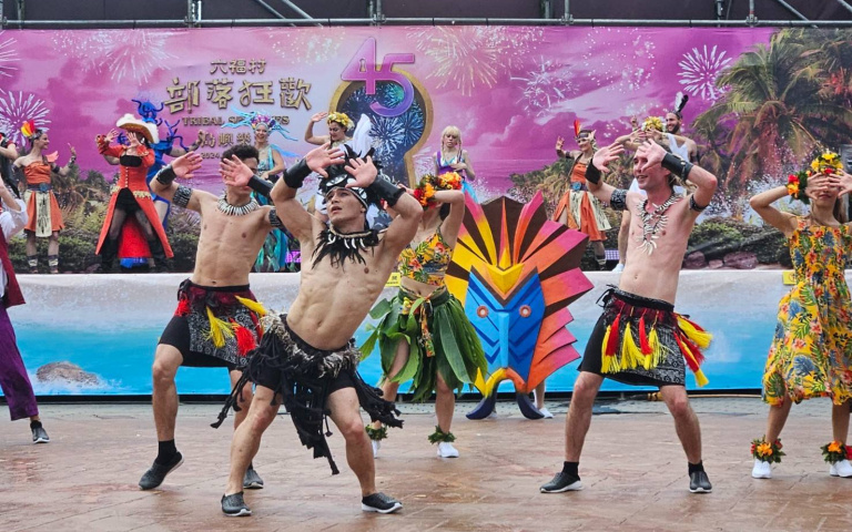 六福村暑假必玩!DJ派對、火舞特技秀、人魚家族水樂園,絕不冷場!