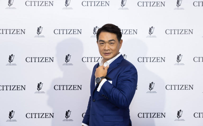 彭政閔代言CITIZEN,首戴新錶出場,再添好球一枚!展現棒球「無止境」精神。