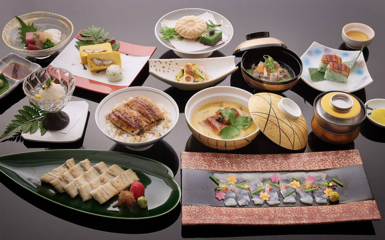 鰻魚控快衝!「鰻魚懷石料理」套餐,爽吃押壽司、丼飯等各料理!