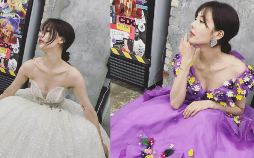 這次泫雅不扮性感小野貓！改穿紗裙洋裝、綁起低髮髻扮氣質小公主一樣美呆了！