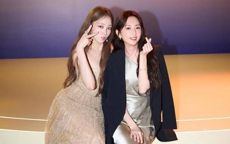 李聖經原來也是柯佳嬿的粉絲？仙女合照曝光讓粉絲直呼這畫面太好看！