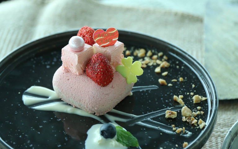 墾丁渡假飯店攜手北海道頂級鮮乳　五款精緻甜點開吃