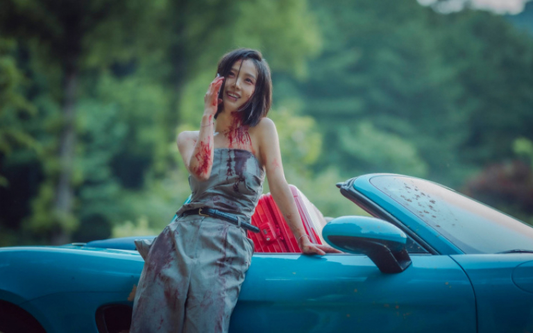 影爆點/評價兩極越瘋越紅,Netflix驚悚追兇影集《無聲蛙鳴》再一個史上極品瘋女人報到!