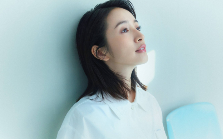 林依晨領軍師弟妹拍攝年曆　笑「我是從第一次就在的元老級」