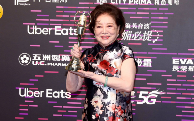 金鐘60／陳淑芳獲特別貢獻獎　放話再拚兩座演技獎：我家桌子還差兩支欸