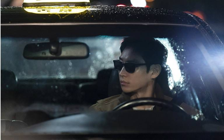 亞洲發燒星/李帝勳壯肌消風喊話想看要等第三季 《模範計程車》最愛台詞是這句