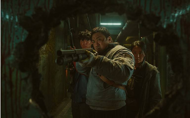 影爆點／《屍速列車》後，「地表最強男」馬東石再次對決喪屍軍團！Netflix《烏有之地》一人打爆變種人部隊