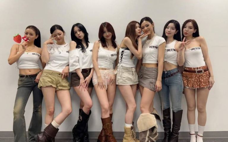 TWICE明年3月攻大巨蛋！提前點亮台北101