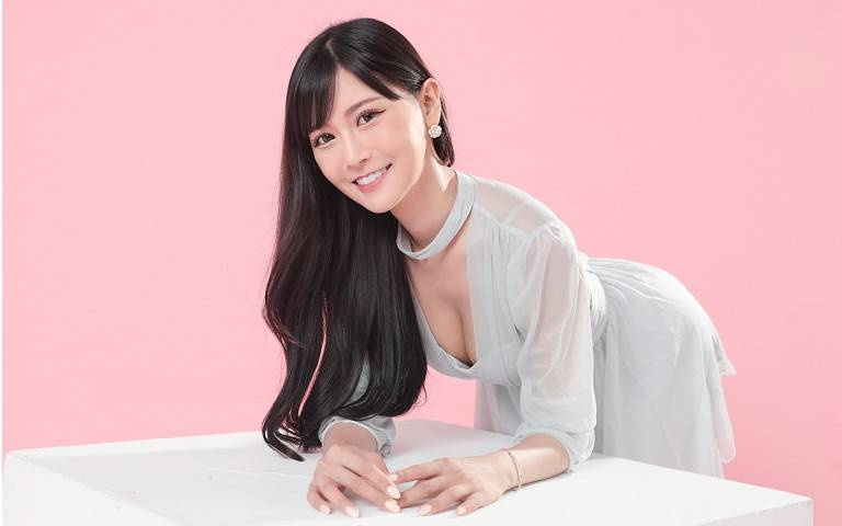 寵物情緣/「電眼精靈」許玲玲北漂太孤單 暖心收編「8歲帥兒」