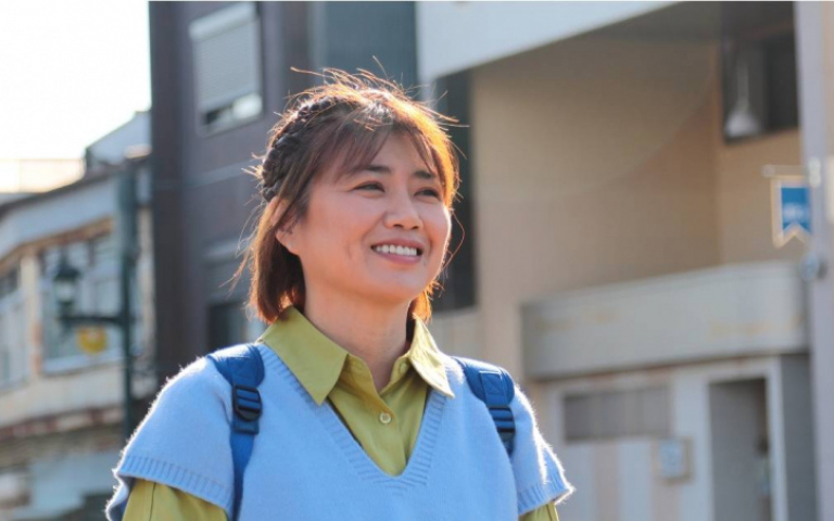 嚴藝文揭合作藝人天天遲到　醉酒不忍全說出名字　