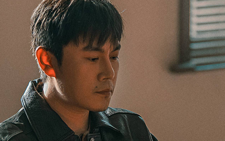 秦昊因審問意外淪為階下囚    伊能靜自認「嗜血粉絲」發千字文放閃