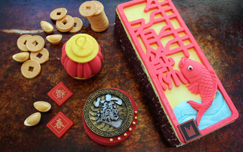 走春好選擇！視覺系新春甜點好吸睛　燈籠、春聯造型添年味