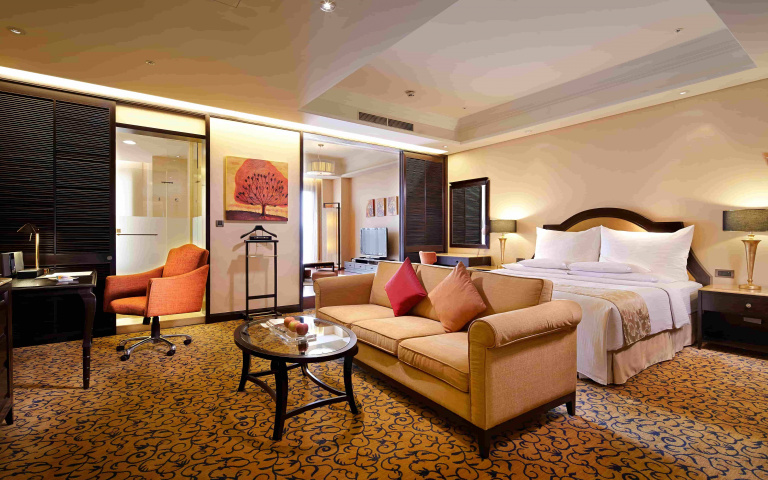 義大皇家酒店推暑假住房優惠！早鳥訂享免費升等，送12歲以下兒童早餐！