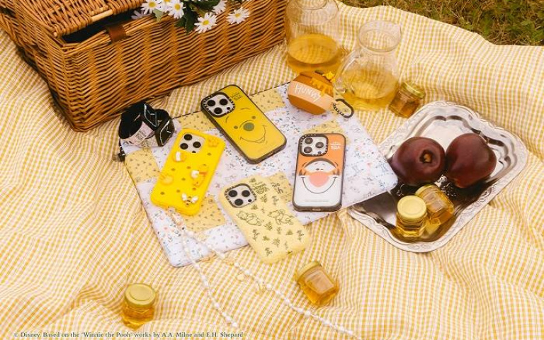 CASETiFY聯名小熊維尼！立體蜂蜜罐耳機保護殼萌翻天！
